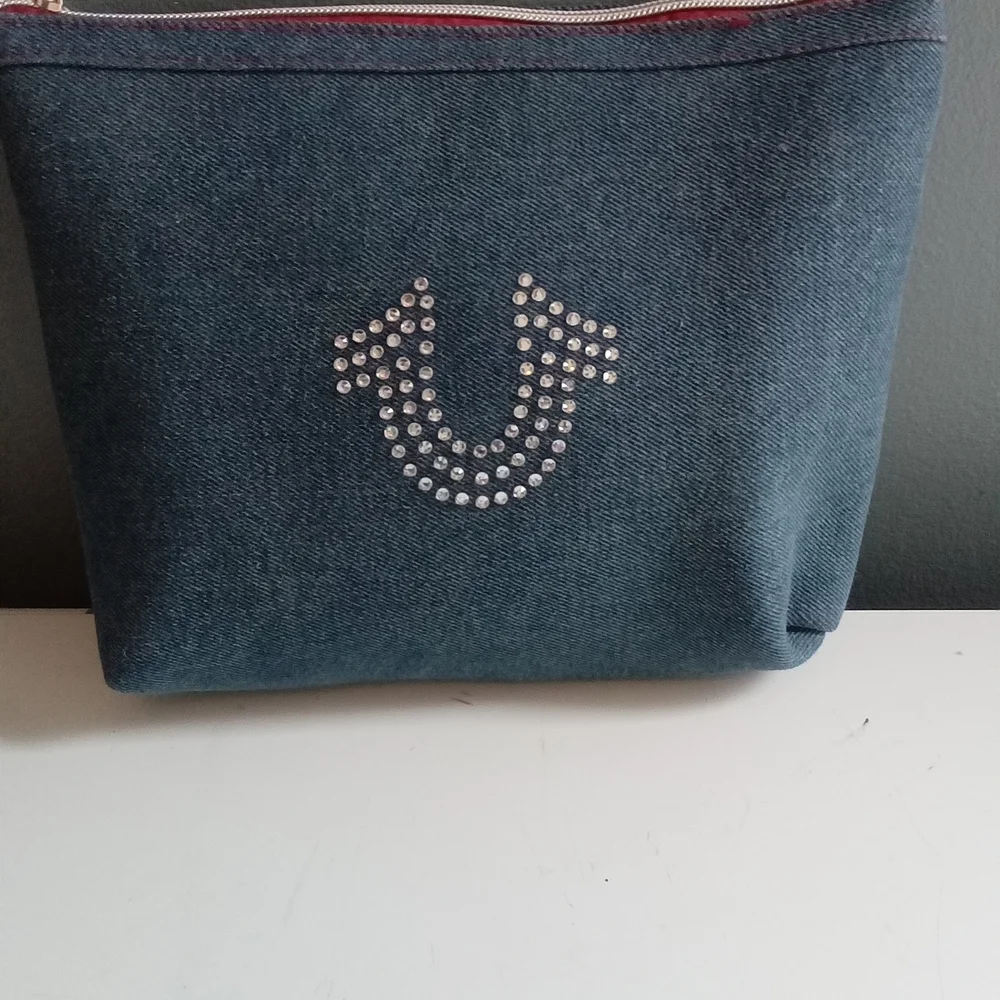 True Religion Rhinestone Denim Makeup Bag Cosmetic Pouch Zipper‎ Travel Pouch